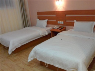 Tiandi Renhe Hotel Jinan Exterior photo